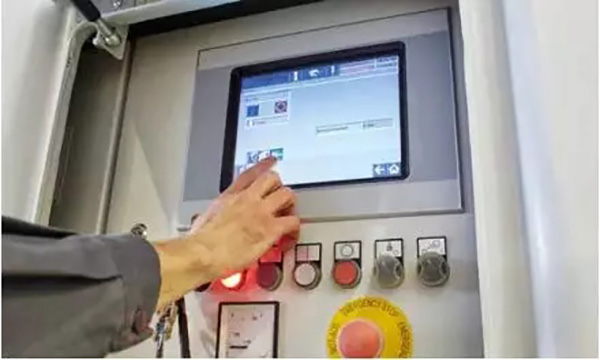 1589868469853009.jpg 640.webp.jpg