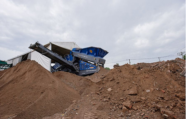 1589872723121152.jpg 640.jpg