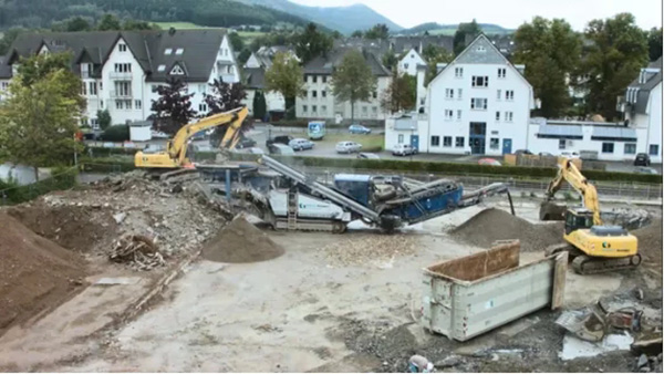 1589873014361611.jpg 640.webp (5).jpg